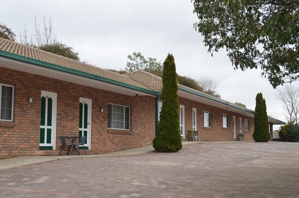 Deer Park Motor Inn Armidale Bagian luar foto