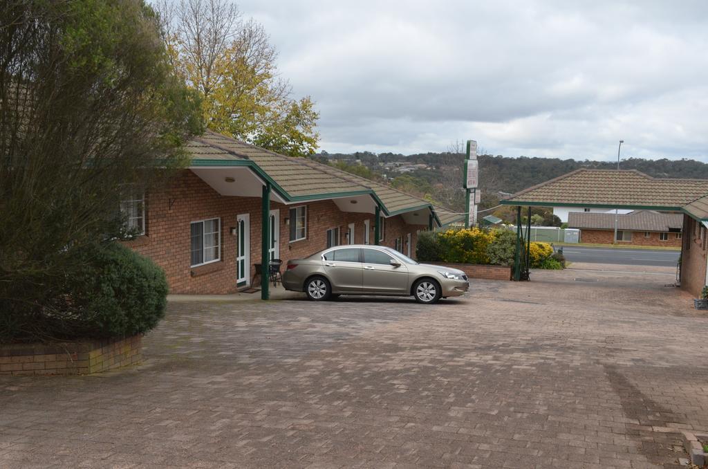 Deer Park Motor Inn Armidale Bagian luar foto