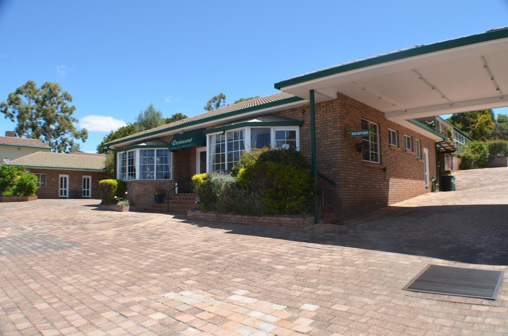 Deer Park Motor Inn Armidale Bagian luar foto